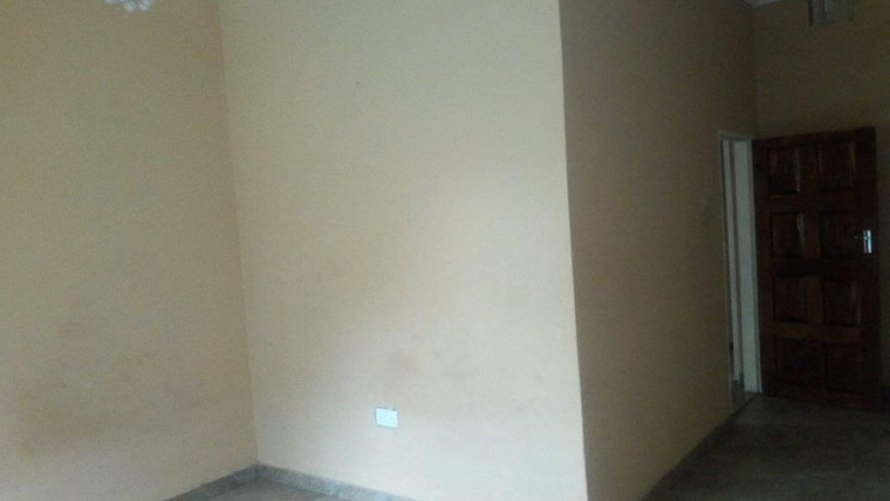 2-bedroom-flat-with-tiles-ceilings-geyser-and-borehole-big-0