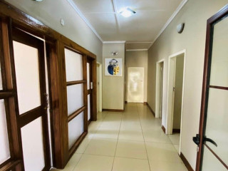 4 Bedroom Apartment For Rent In Makeni