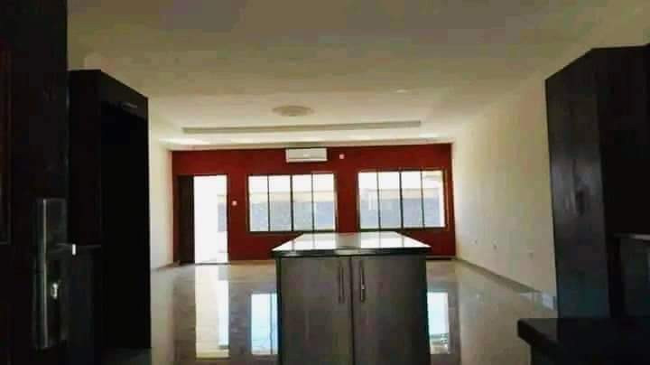3-bedroom-flat-for-rent-in-salama-park-big-7