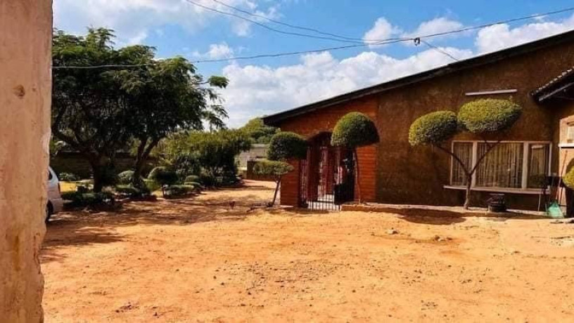 4-bedroom-house-for-sale-in-chudleigh-big-0