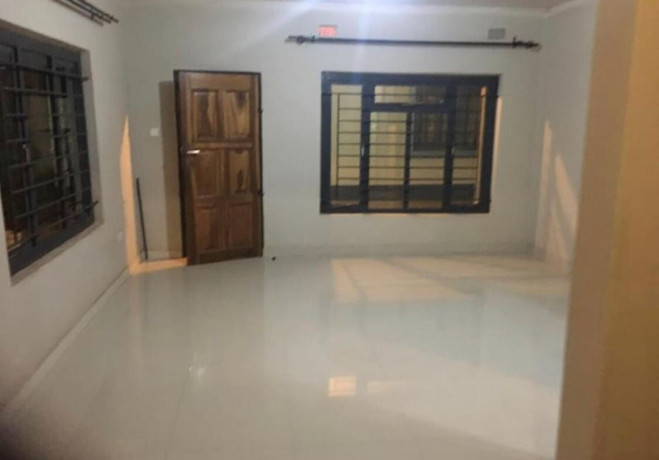 2-bedroom-flat-for-rent-in-chalala-big-1