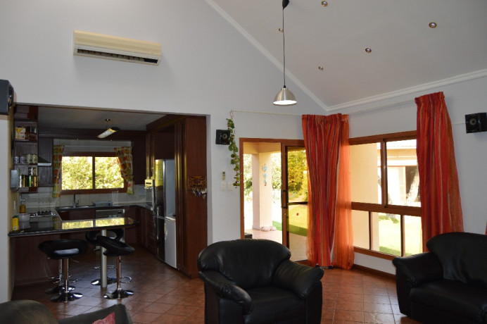 3-bedroom-house-for-sale-in-lilayi-big-4
