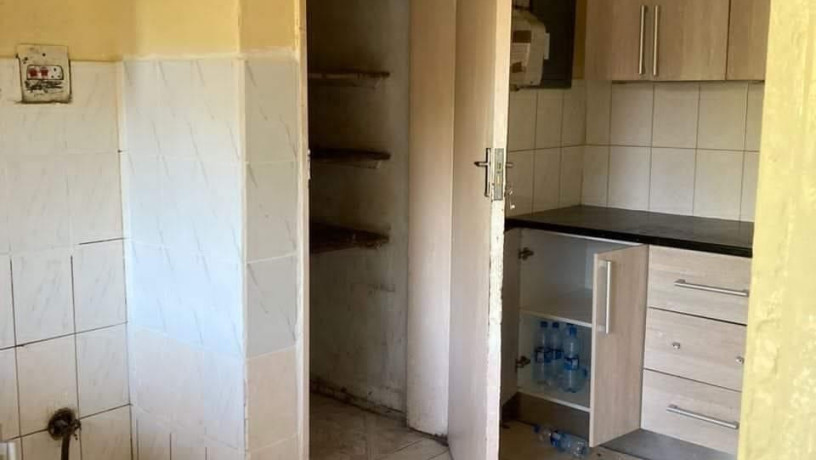 3-bedroom-flat-for-rent-in-rhodespark-big-2