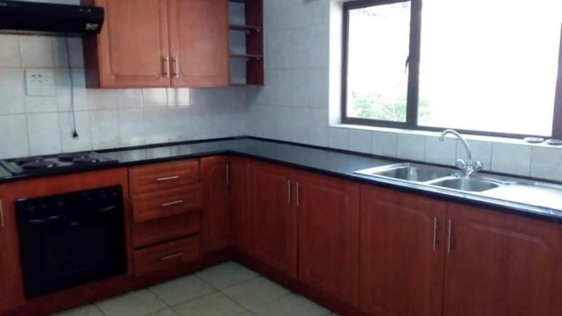 3-bedroom-apartment-for-rent-in-longacres-big-3