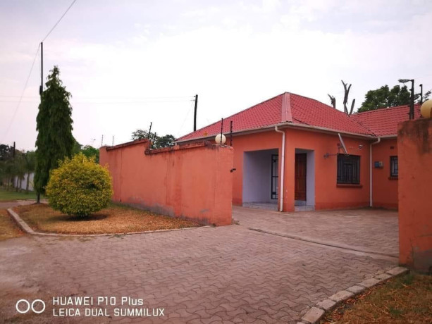 2-bedroom-flat-for-rent-in-eureka-park-big-2
