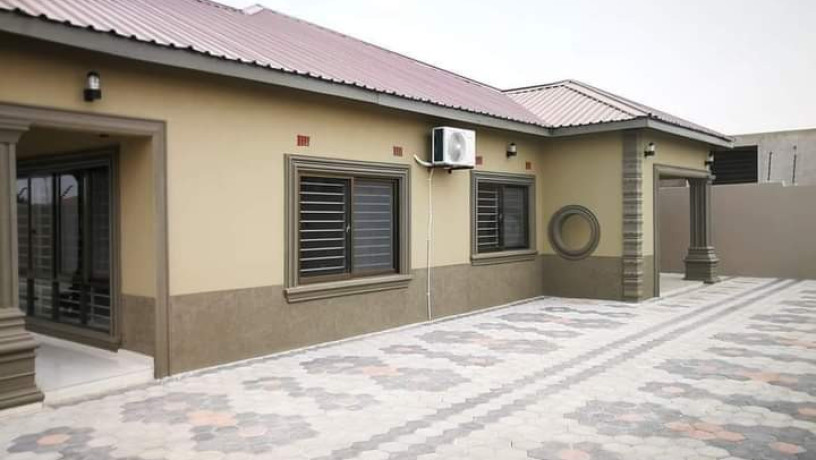 4-bedroom-house-for-sale-in-salama-park-big-4