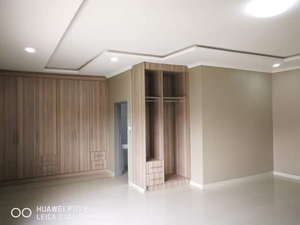 4-bedroom-house-for-sale-in-salama-park-big-6