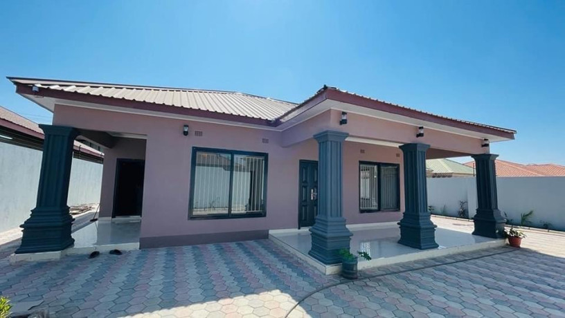 new-build-3-bedroom-house-in-salama-park-big-0