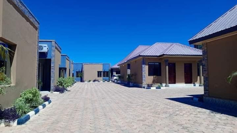 lodge-for-sale-in-shantumbu-big-5