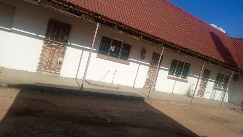 school-for-sale-in-ibex-hill-big-1