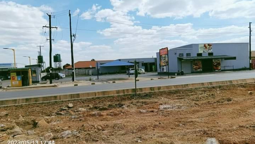 commercial-property-for-sale-in-chalala-big-0