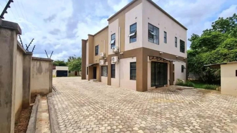 office-space-for-sale-in-rhodespark-big-0