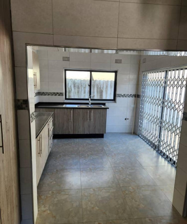 3-bedroom-flat-for-rent-in-new-kasama-big-2