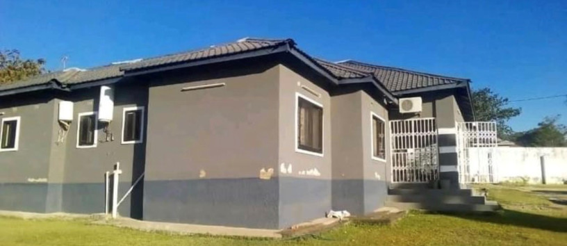 neat-and-spacious-office-space-for-rent-in-ibex-hill-big-8