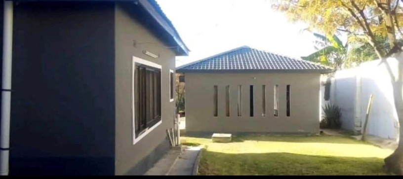neat-and-spacious-office-space-for-rent-in-ibex-hill-big-0