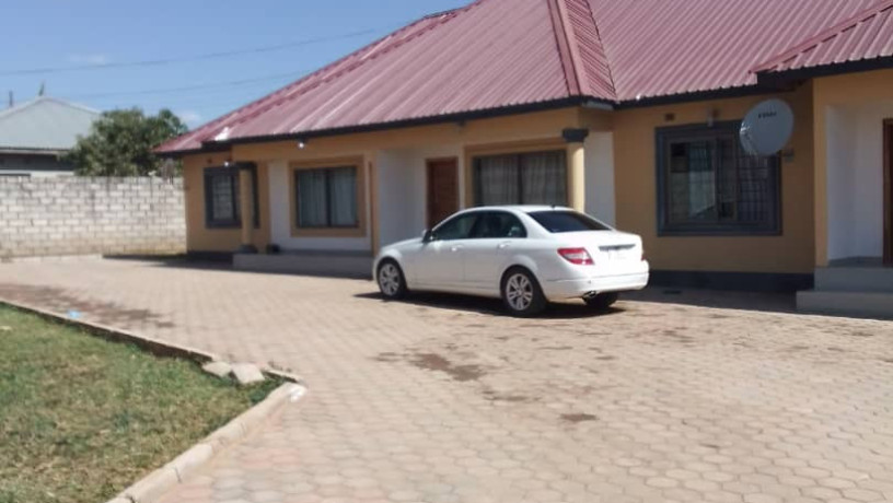 32-bedroom-flats-for-sale-in-ibex-hill-big-2