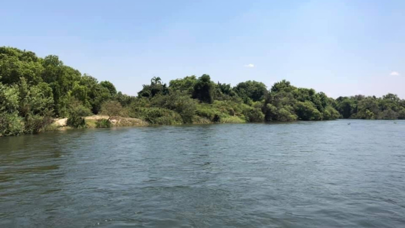 2-islands-for-sale-on-upper-zambezi-big-2