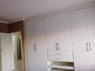 2 Bedroom Flat For Sale in Woodlands