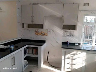 2 Bedroom Flat For Rent in Libala South