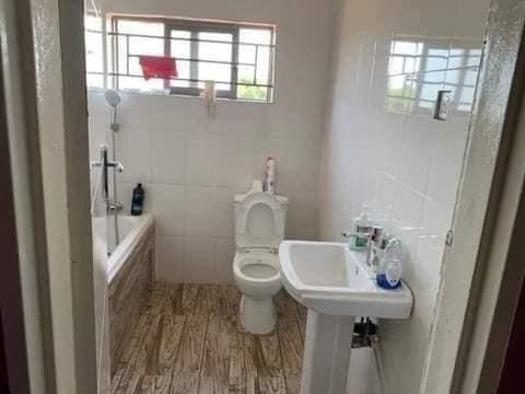3-bedroom-house-for-sale-in-lilayi-estates-big-5