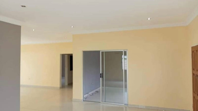 3-bedroom-flat-for-rent-in-ibex-hill-big-3