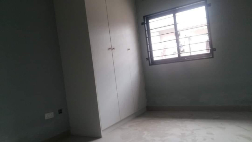 2-bedroom-flat-for-rent-in-chalala-big-4