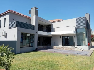 4-bedroom-house-for-sale-in-roma-park