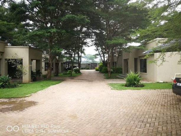 3-bedroom-apartment-for-sale-in-makeni-majoru-big-8