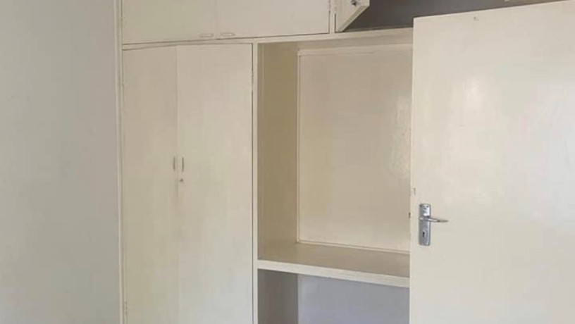 2-bedroom-flat-for-rent-in-kabulonga-big-7