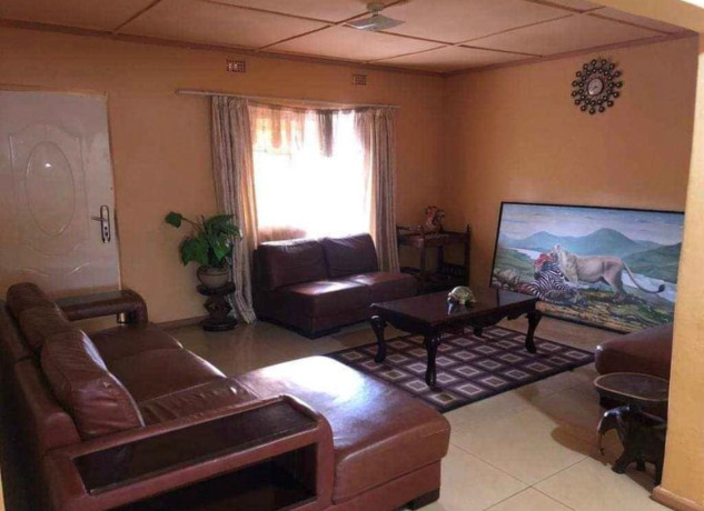 5-bedroom-house-for-rent-in-kabulonga-big-2