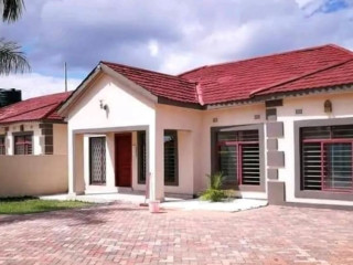 3-bedroom-flat-for-rent-in-kabulonga