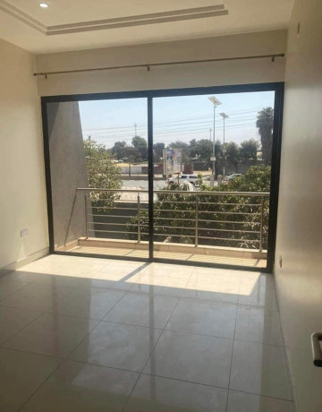 beautiful-3-bedroom-apartment-for-rent-in-kabulonga-big-4