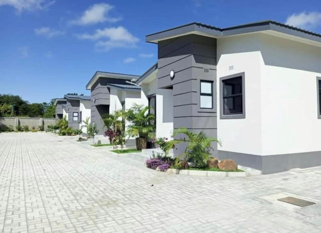 2-bedroom-apartments-for-rent-in-kabulonga-big-1