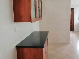 3 Bedroom Flat For Rent in Olympia