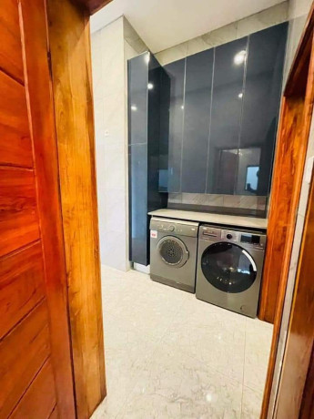 3-bedroom-standalone-house-for-sale-in-olympia-big-7