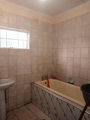 4-bedroom-house-for-sale-in-thornpark-big-2