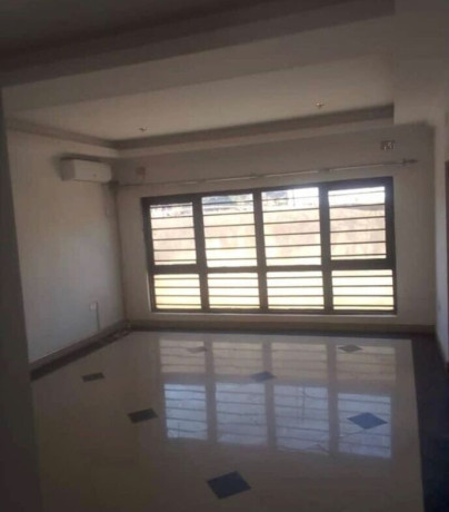 4-bedroom-flat-for-rent-in-makeni-big-4