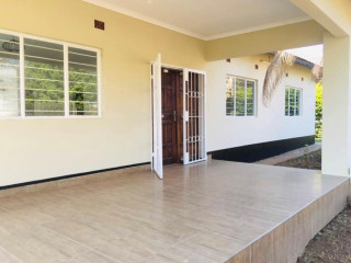 3 Bedroom Flat For Rent In Makeni