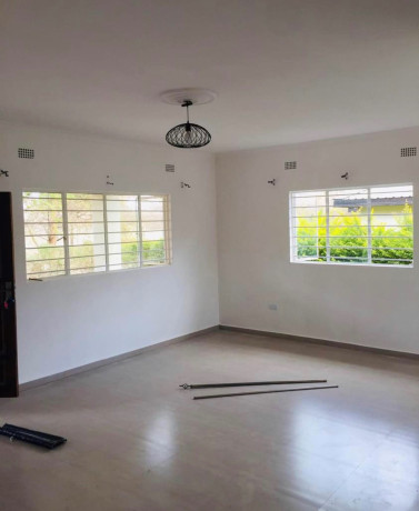 3-bedroom-flat-for-rent-in-makeni-big-6