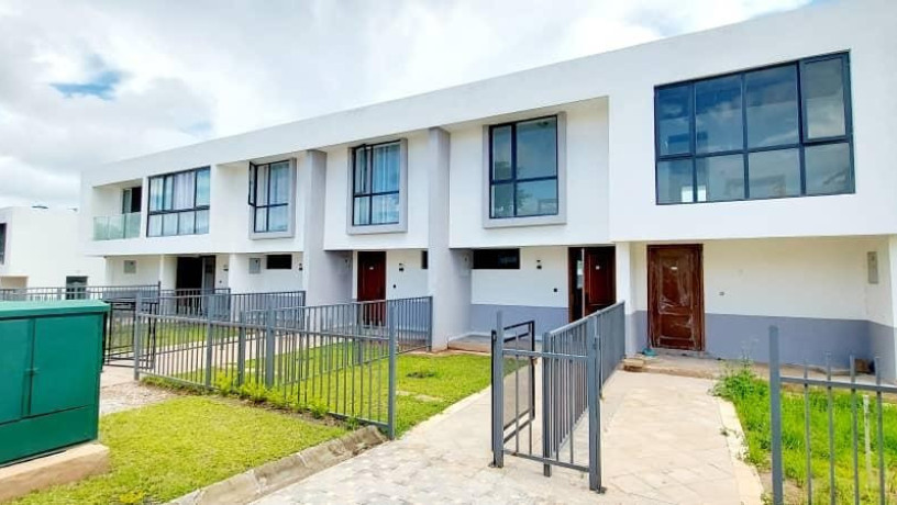 2-bedroom-flat-for-rent-in-ibex-hill-big-2