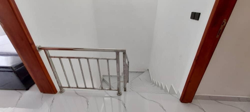 2-bedroom-flat-for-rent-in-ibex-hill-big-4