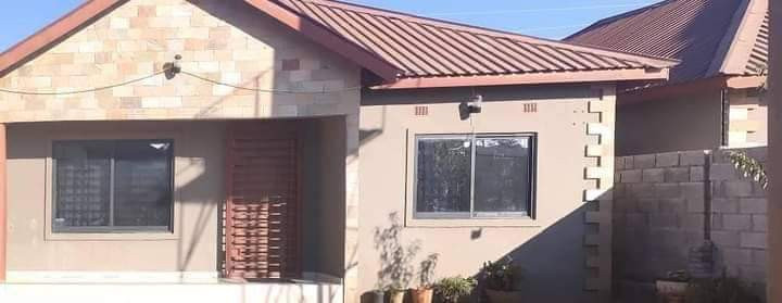 2-bedroom-house-for-sale-in-new-kasama-big-0