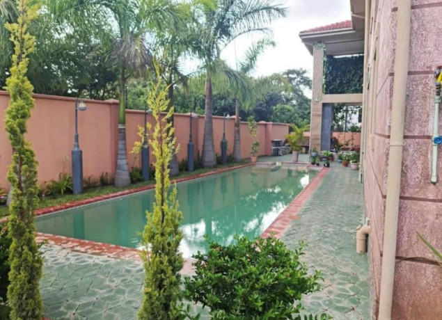 4-bedroom-house-for-rent-in-roma-big-1