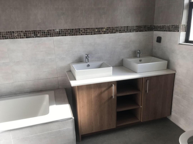 4-bedroom-house-for-sale-in-roma-park-big-5