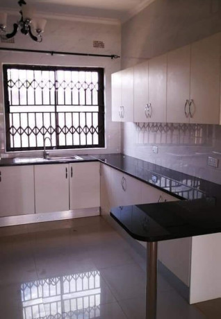 2-bedroom-flat-for-rent-in-chalala-big-2