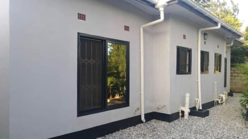 2-bedroom-flat-for-rent-in-makeni-big-0