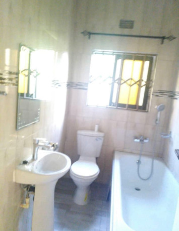 2-bedroom-flat-for-rent-in-makeni-big-6