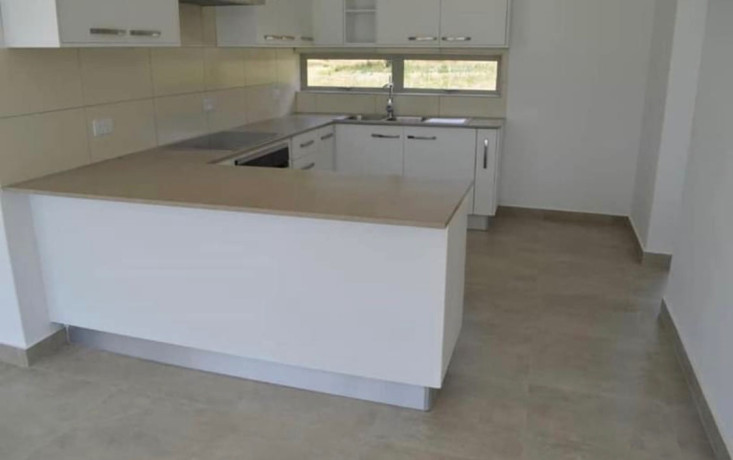 spacious-3-bedroom-house-for-sale-in-makeni-big-4