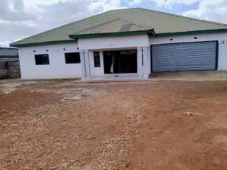 5 Bedroom House For Sale In New Kasama