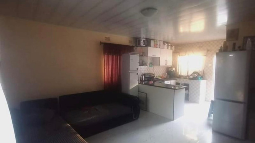 2-bedroom-flat-for-rent-in-meanwood-kwamwena-big-3